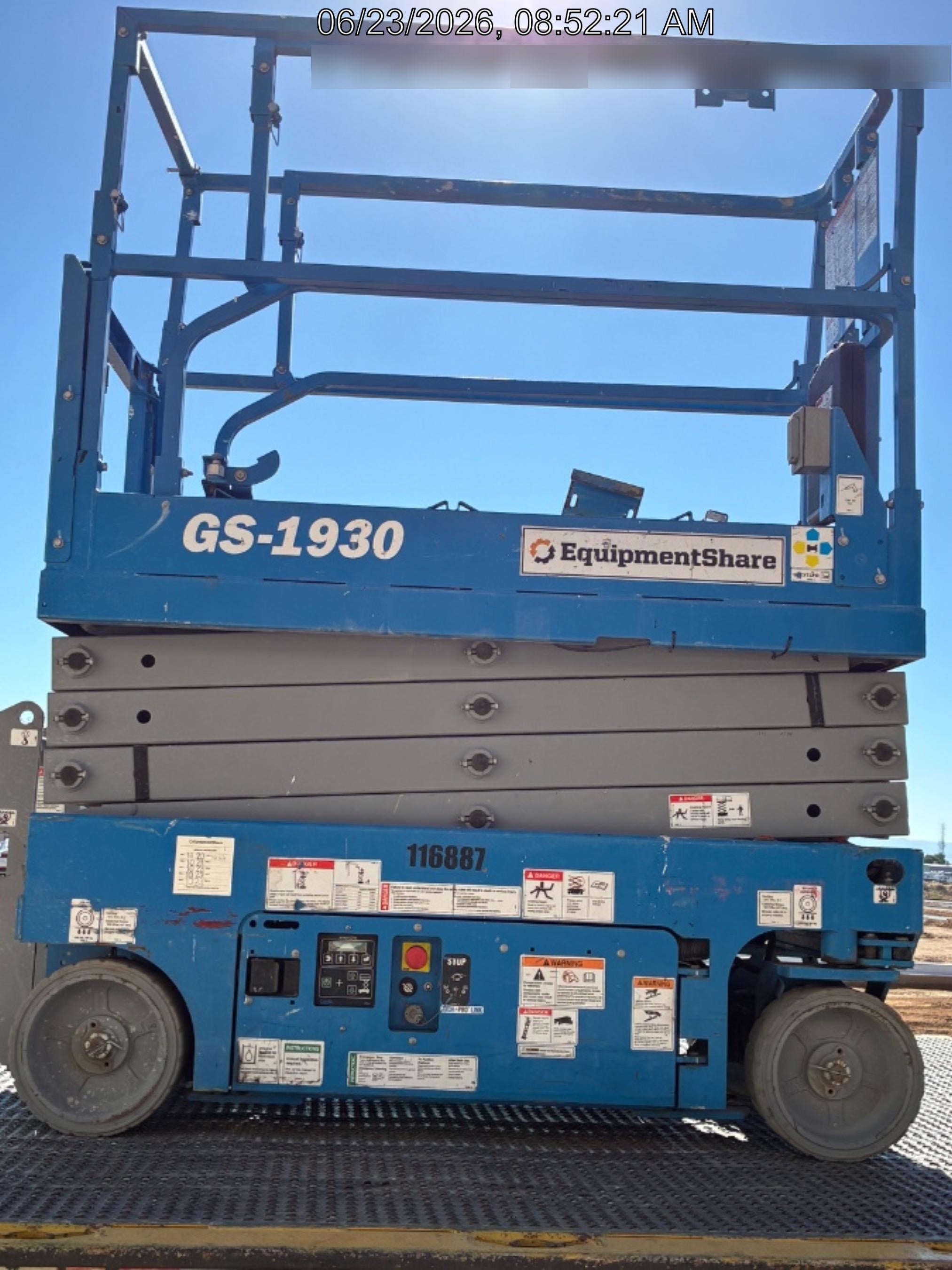 2020 Genie GS-1930 Solid Non Marking Tires, Beacon, Folding rails with half height swing gate