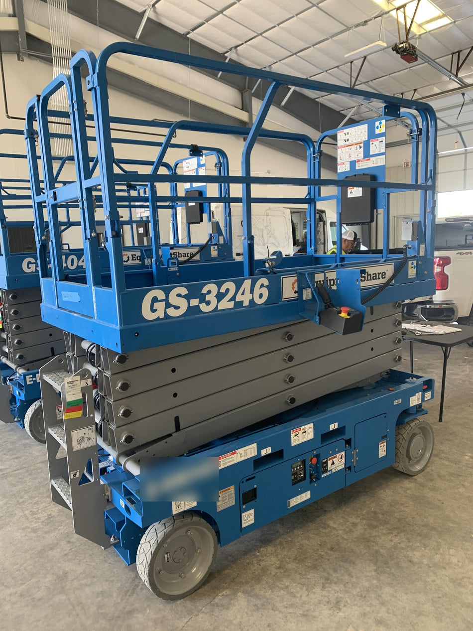 2022 GENIE GS-3246