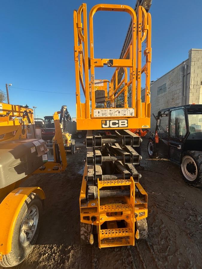 2023 JCB S2632E