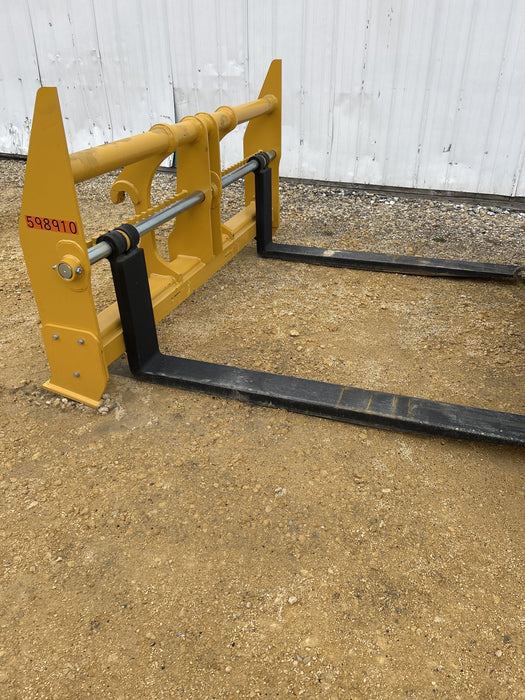 2025 JOHN DEERE 96" Loader Fork Carriage - John Deere