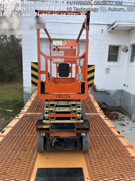 2021 JLG ES1932