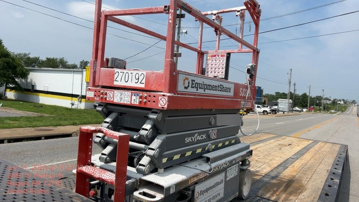 2023 SKYJACK SJ3219
