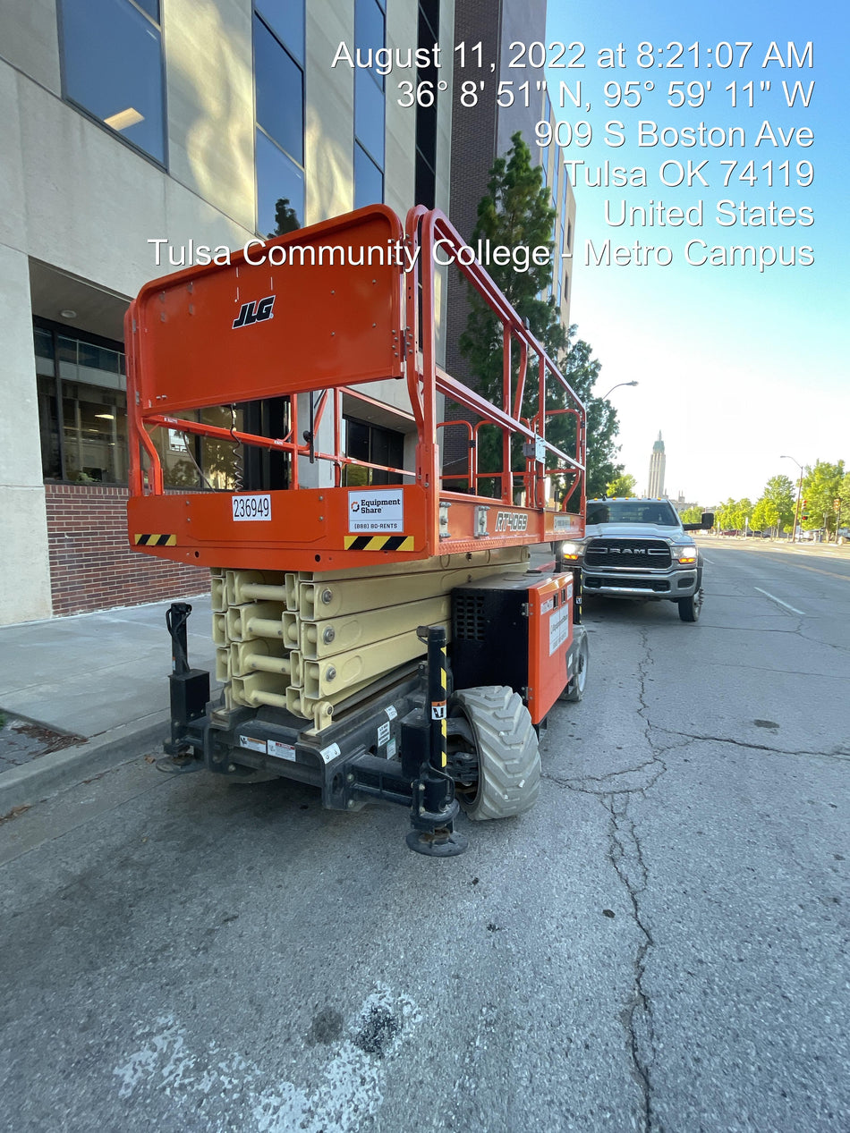 2022 JLG RT4069