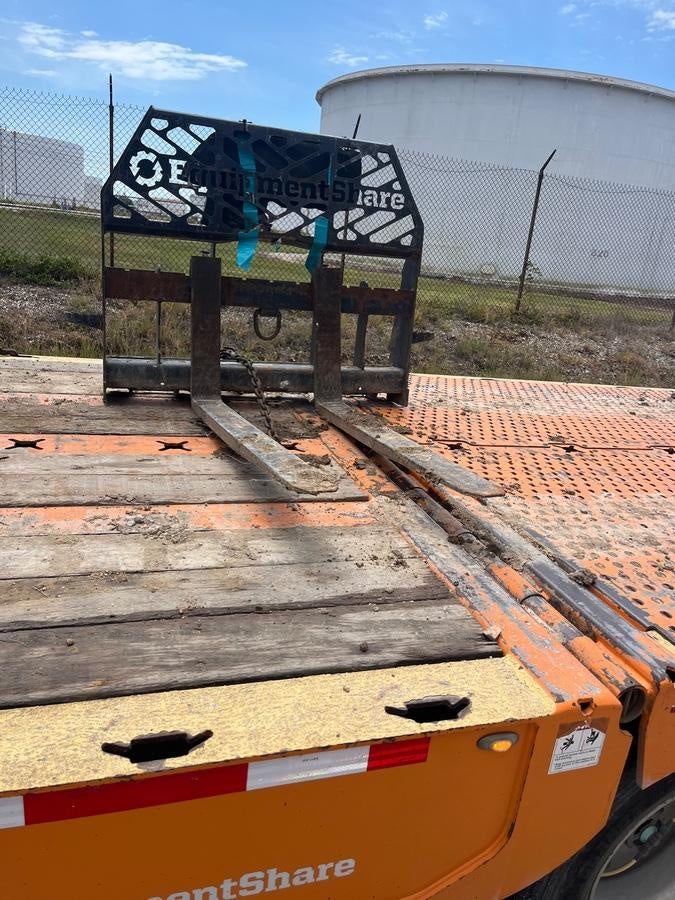 2020 EMKAY 48" Pallet Forks - Emkay