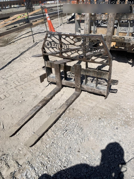 2020 EMKAY 48" Pallet Forks - Emkay