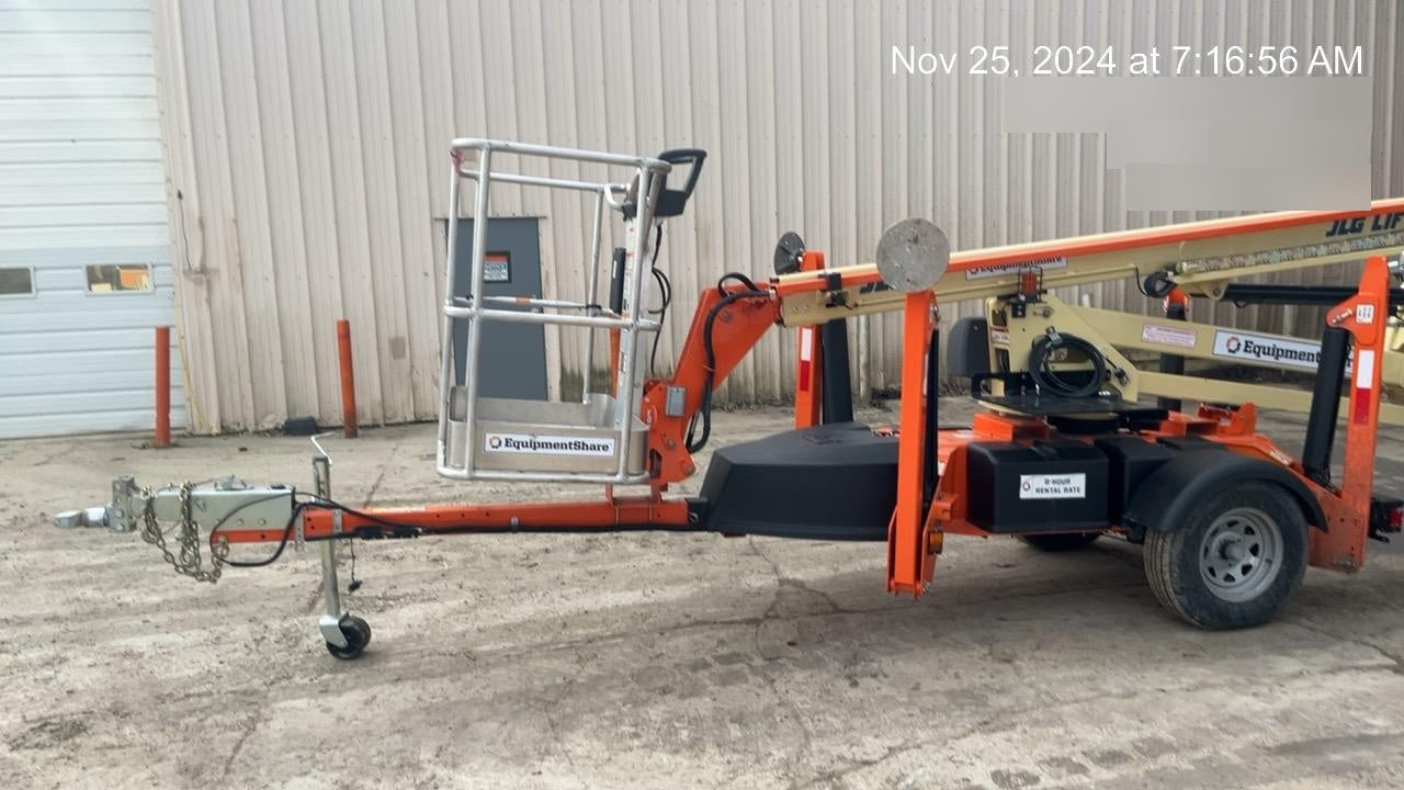 2022 JLG T350