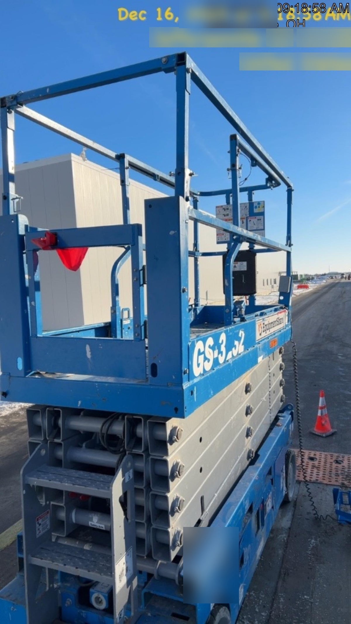 2022 GENIE GS-3232