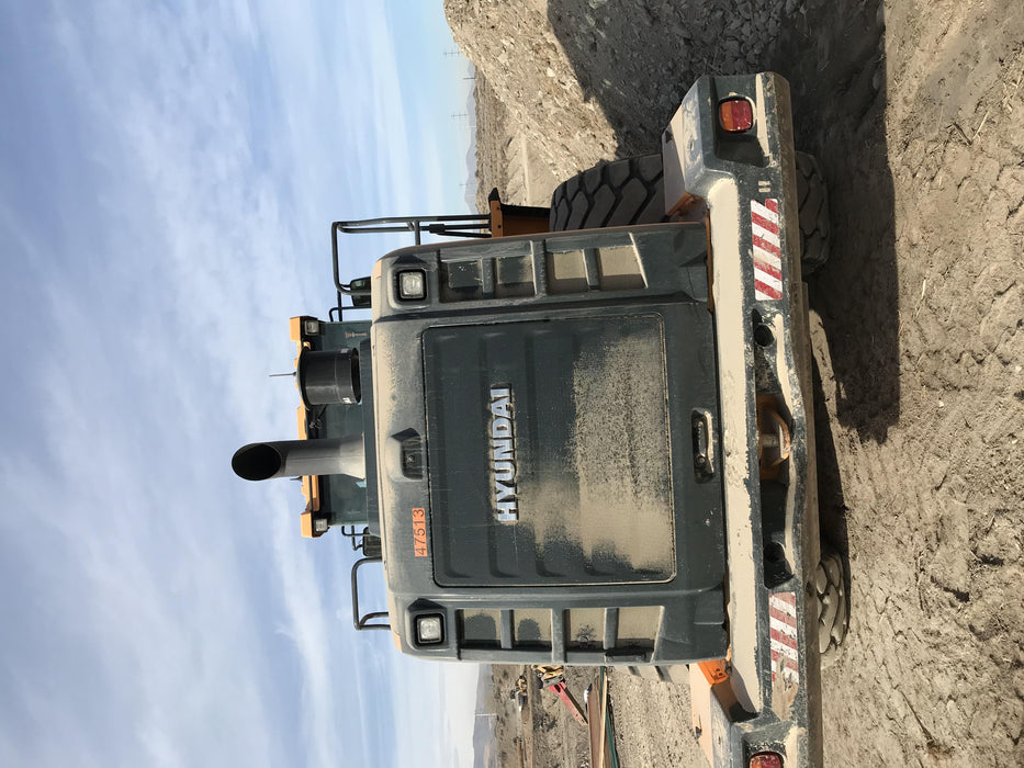 2017 HYUNDAI HL970