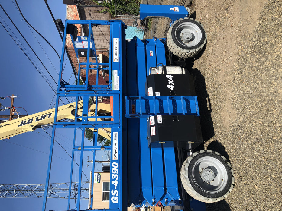 2020 GENIE GS-4390 RT