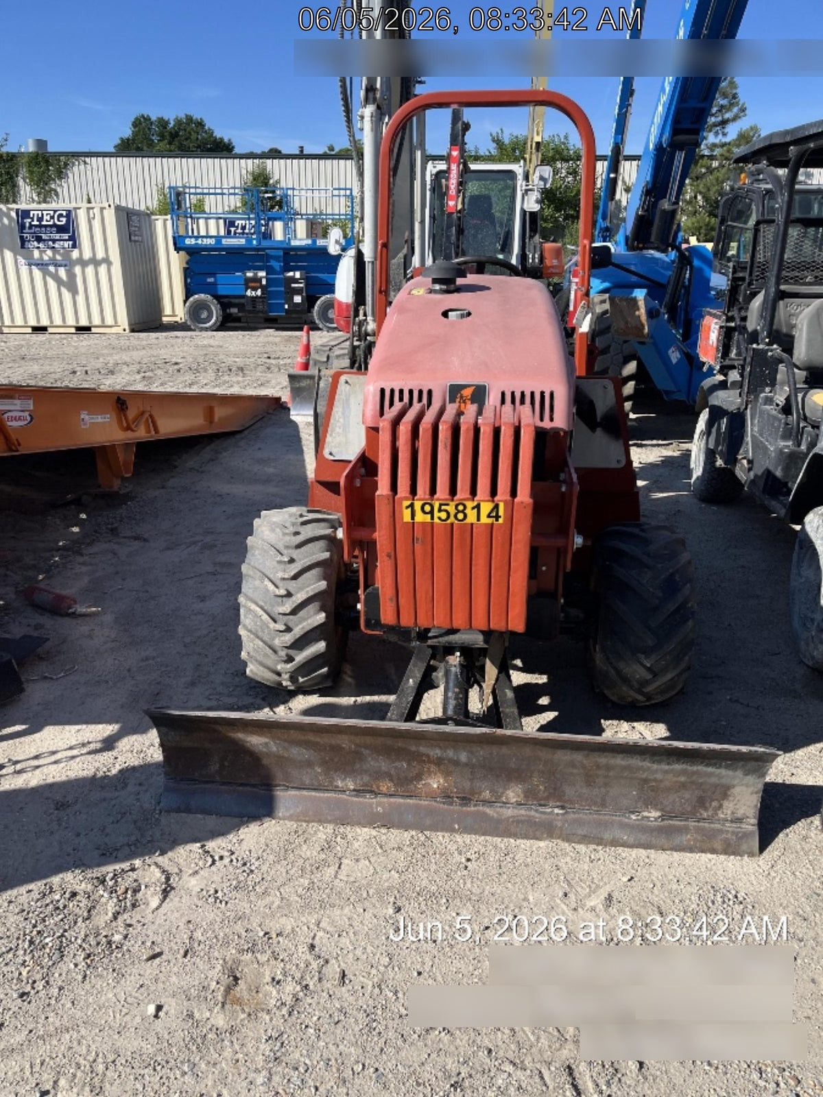2022 DITCH WITCH RT45A