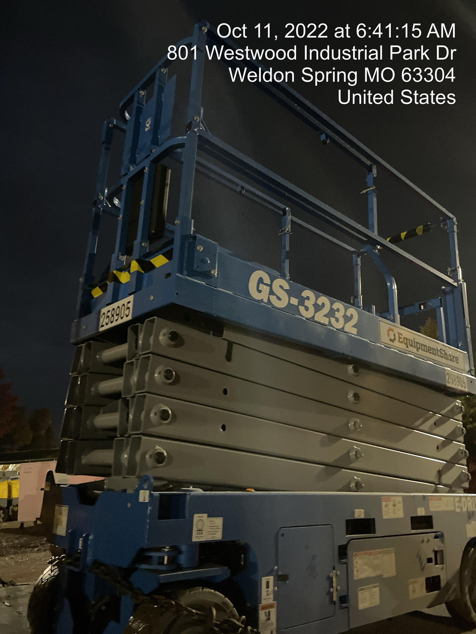 2022 GENIE GS-3232