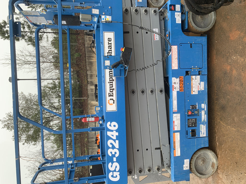 2019 Genie GS-3246 Folding rails with full height swing gate