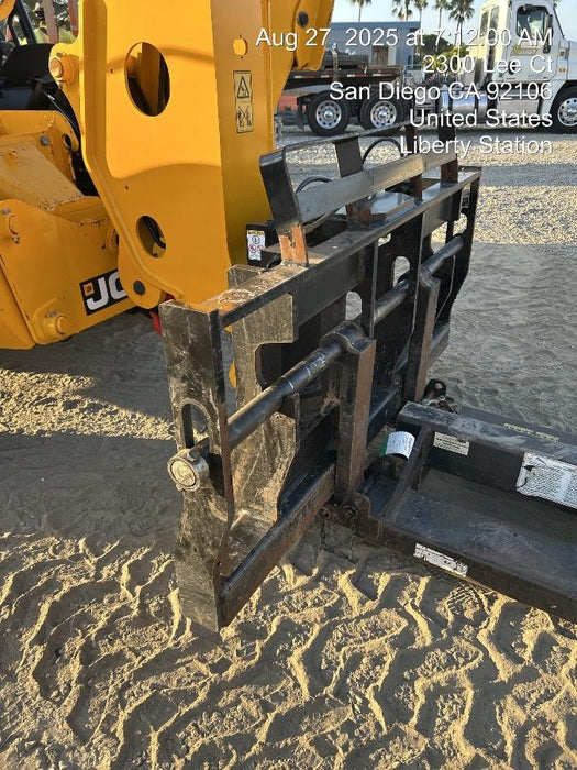 2024 JLG 1001095418S