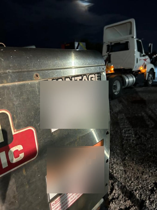 2019 Lincoln Electric Vantage 322 Welder Ready-Pak 3, Two wheel trailer, Fender and Light kit, Cable Rack