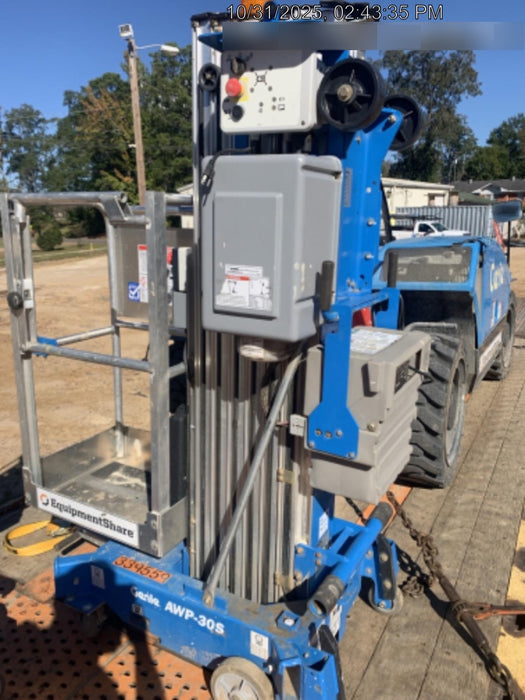 2019 GENIE AWP-30S