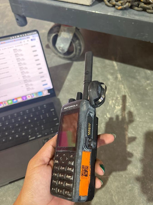 2024 MOTOROLA R7 DISPLAY