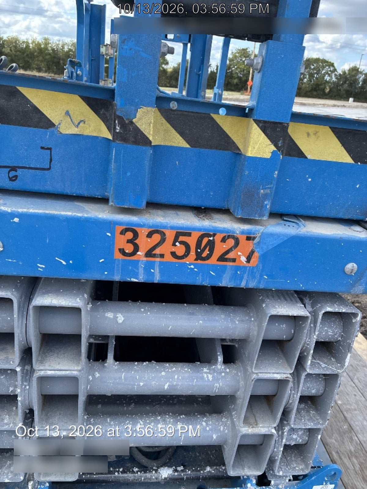 2023 GENIE GS-2632
