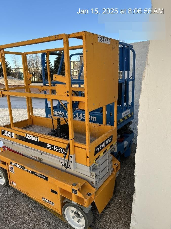 2023 GENIE GS-1432