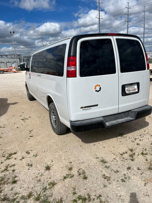 2025 CHEVROLET Express Van - Rental