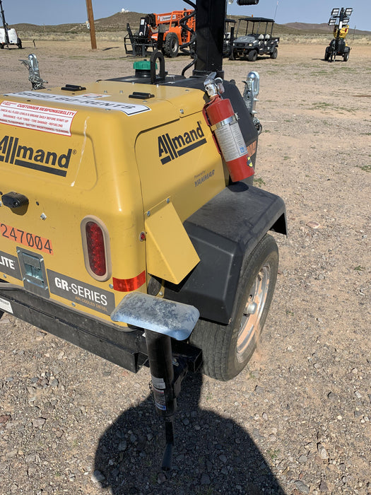 2022 Allmand NLV3GR (4) LED Light Fixture 350W, 23' Vertical Mast, 3kW Prime, Towable, ES Decals, T3