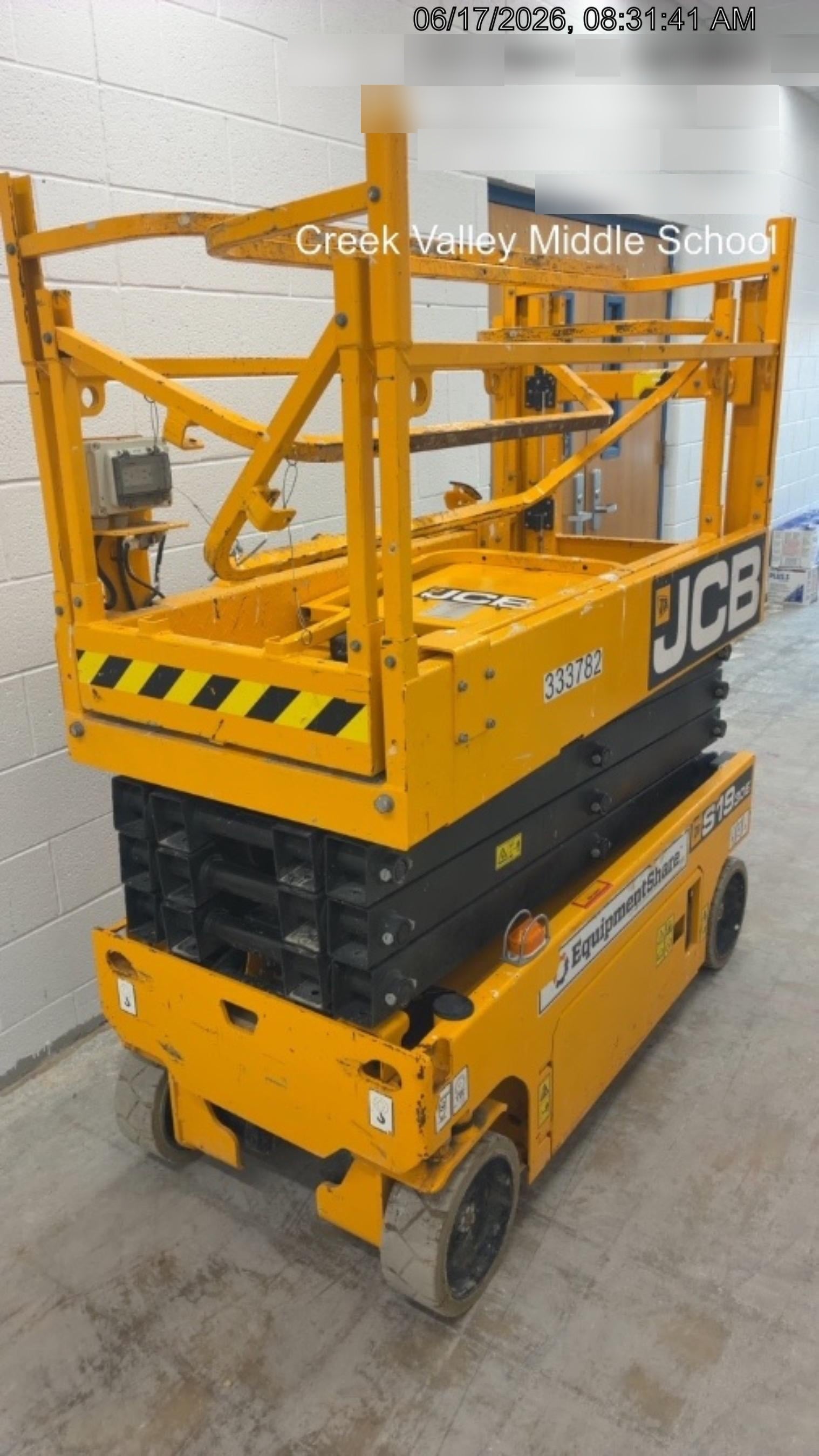 2023 JCB S1930E