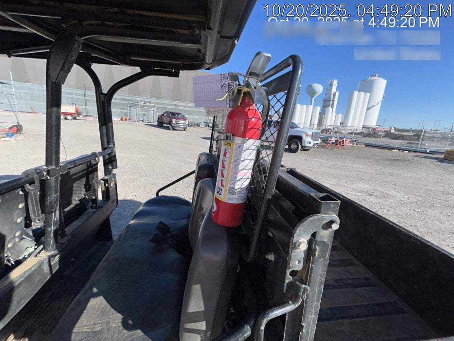 2019 Kubota RTV-X1140 4wd Utility Cart, LED Strobe, Windshield Tempered Glass, Pastic Canopy, Wire Harness Kit, Backup Alarm