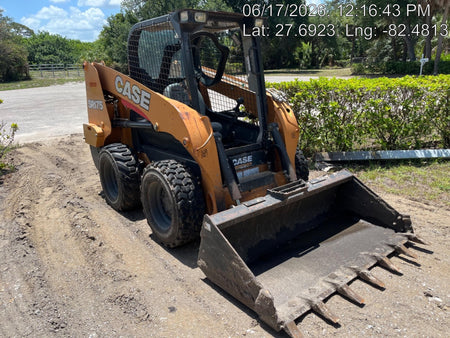 2019 CASE SR175