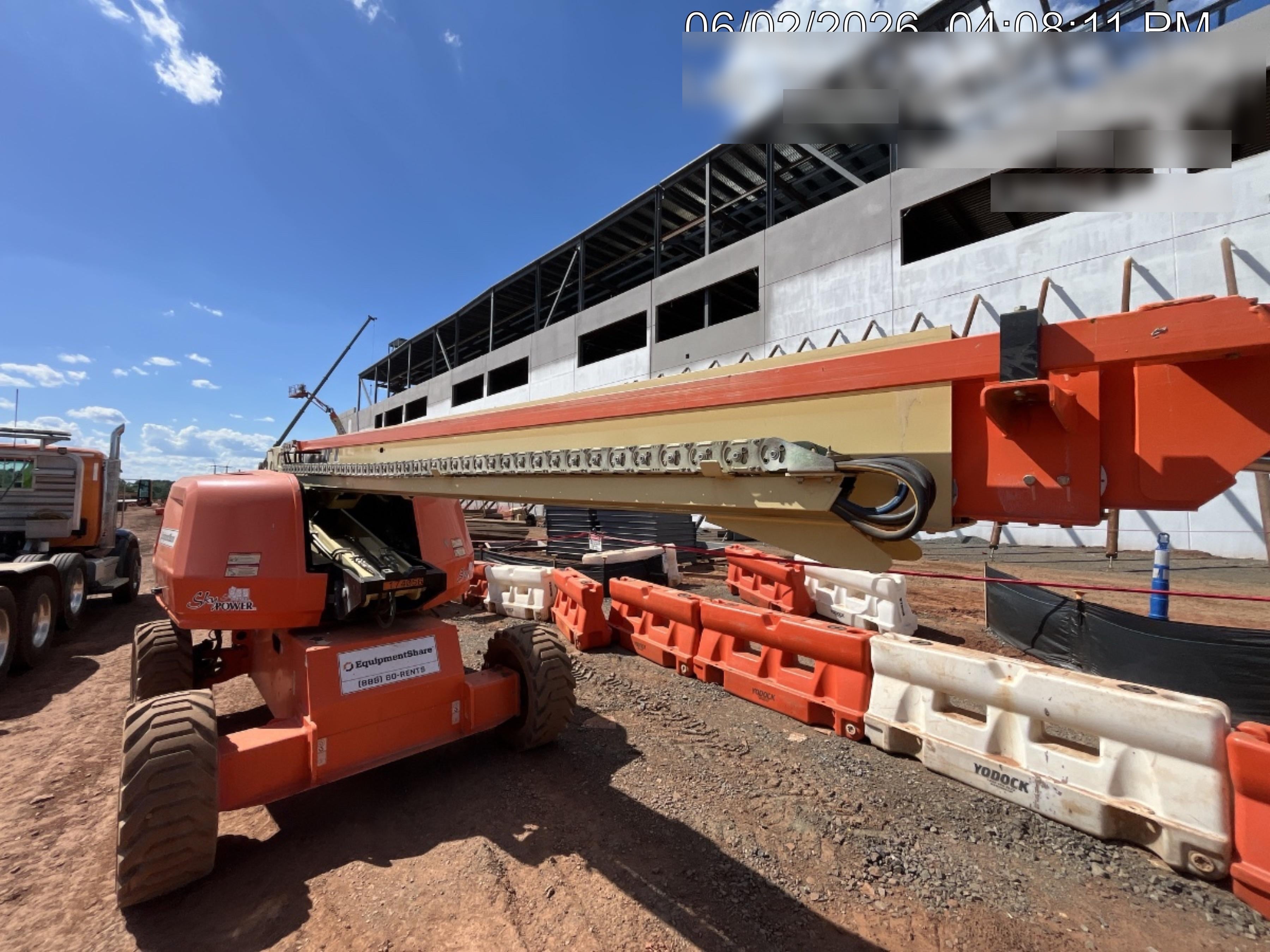 2021 JLG 660SJ
