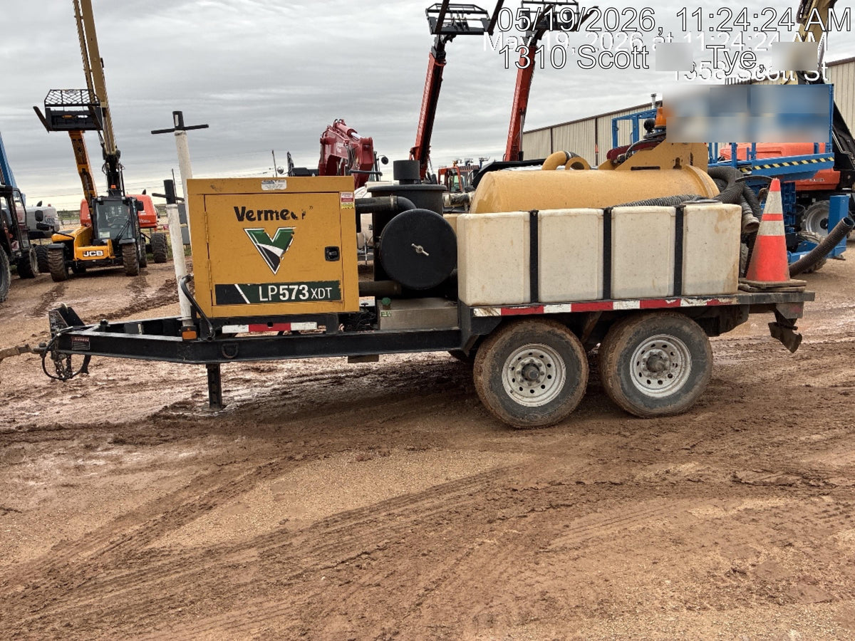 2023 Vac-Tron LP573XDT T4 Koehler Diesel Engine, 500 Gallon Debris Tank, x2 100 Gallon Water Tanks