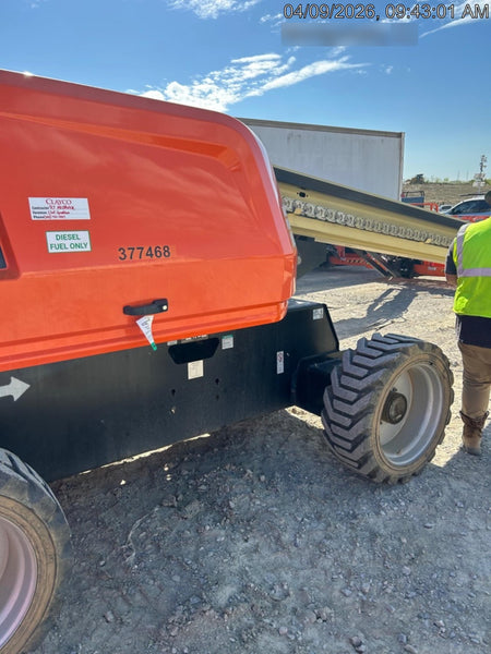 2023 JLG 660SJ