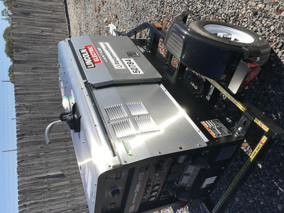 2019 Lincoln Electric Vantage 322 Welder Ready-Pak 3, Two wheel trailer, Fender and Light kit, Cable Rack