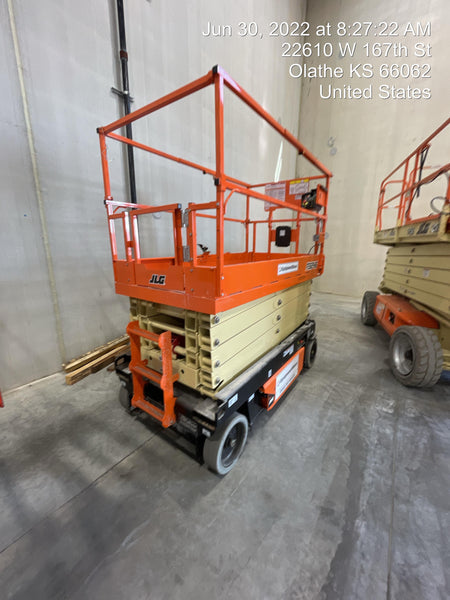2022 JLG R3246