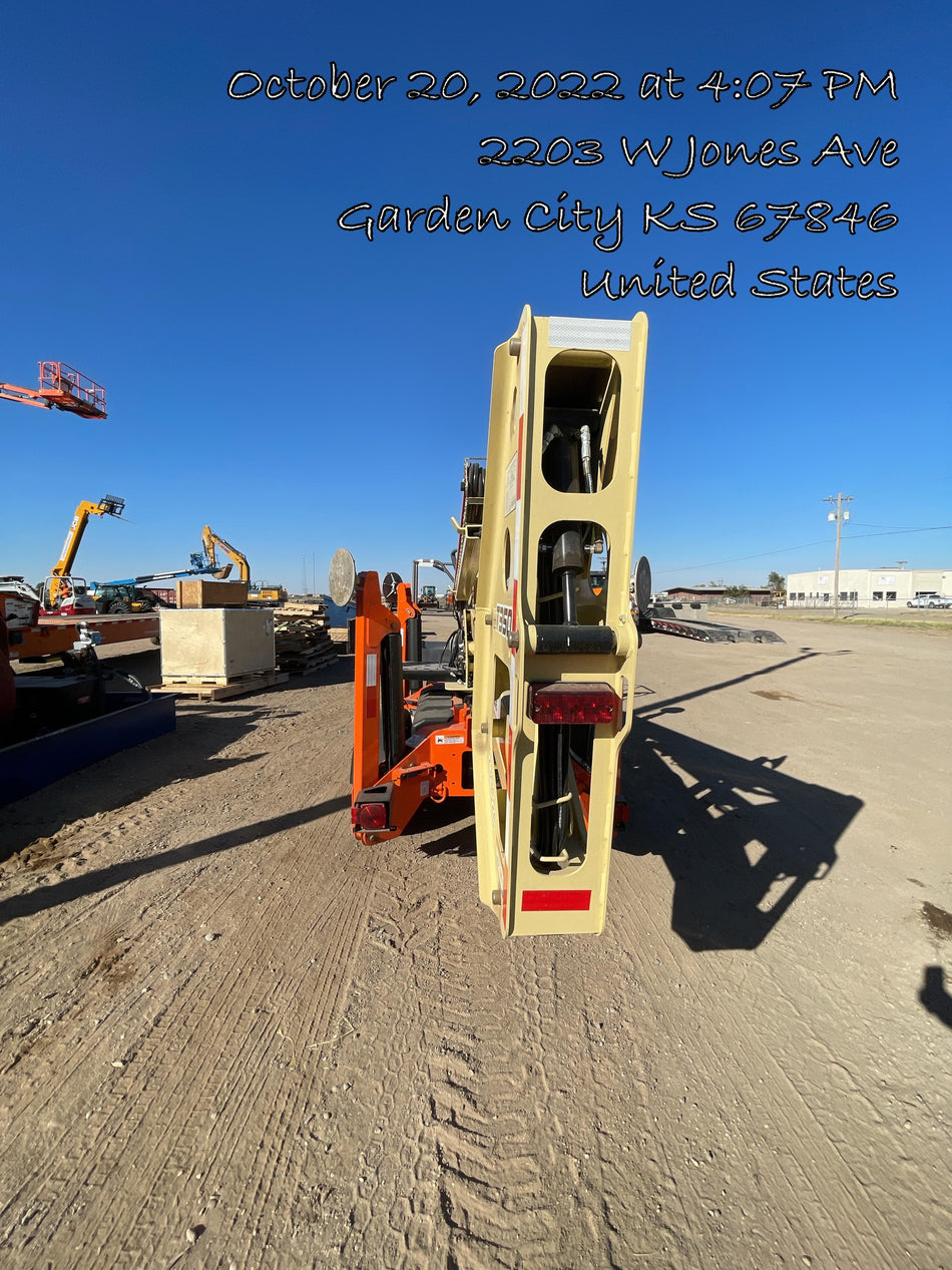 2022 JLG T350
