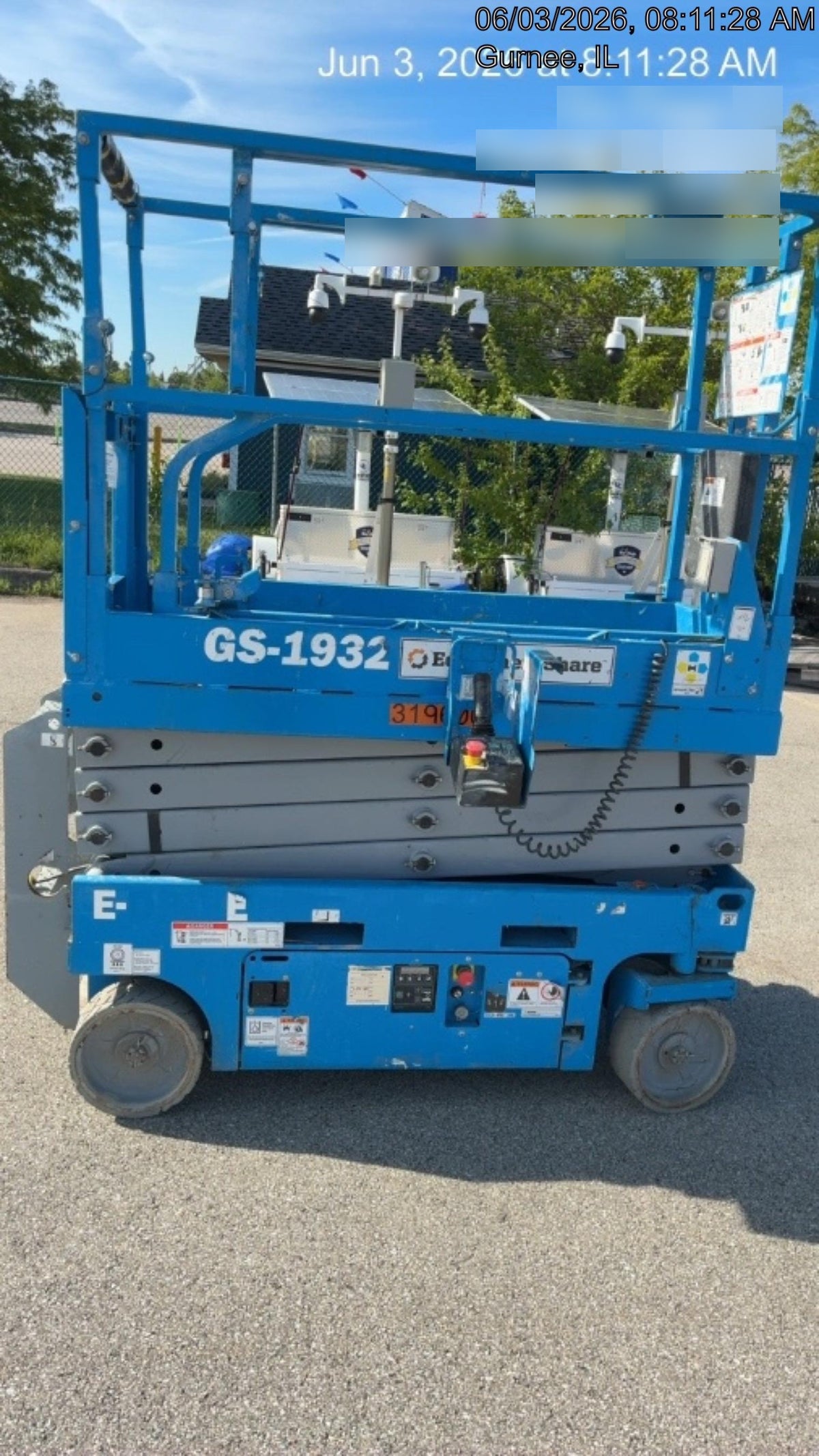 2023 GENIE GS-1932