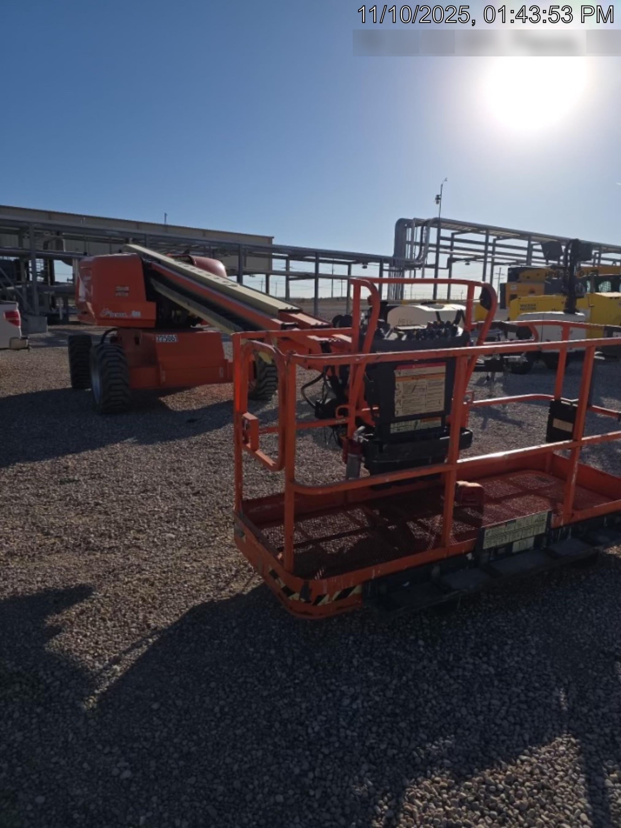 2022 JLG 600S