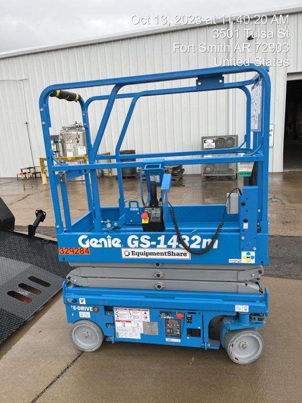 2023 GENIE GS-1432