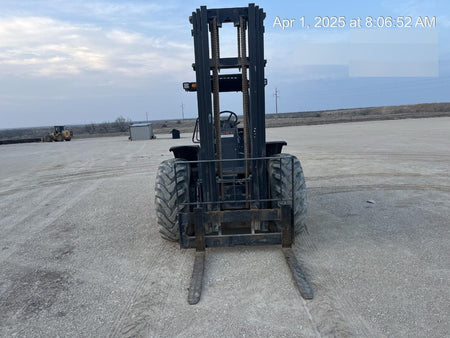 2023 CASE 588H