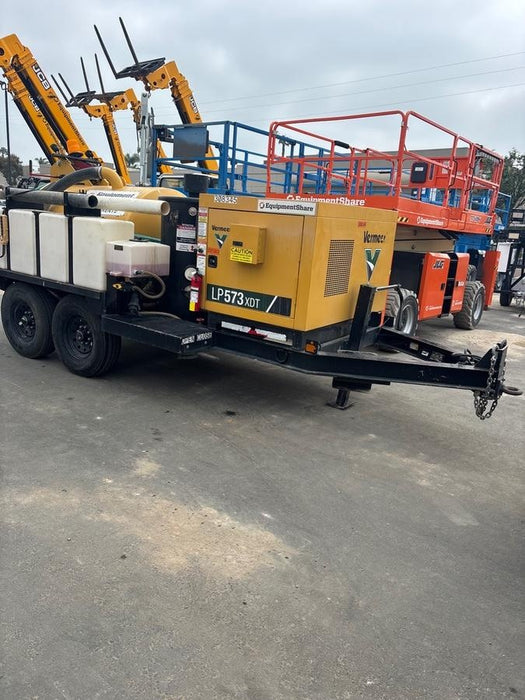 2023 Vac-Tron LP573XDT T4 Koehler Diesel Engine, 500 Gallon Debris Tank, x2 100 Gallon Water Tanks