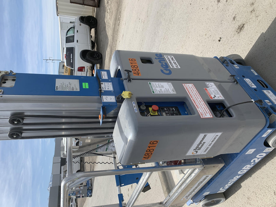 2019 GENIE GR-20