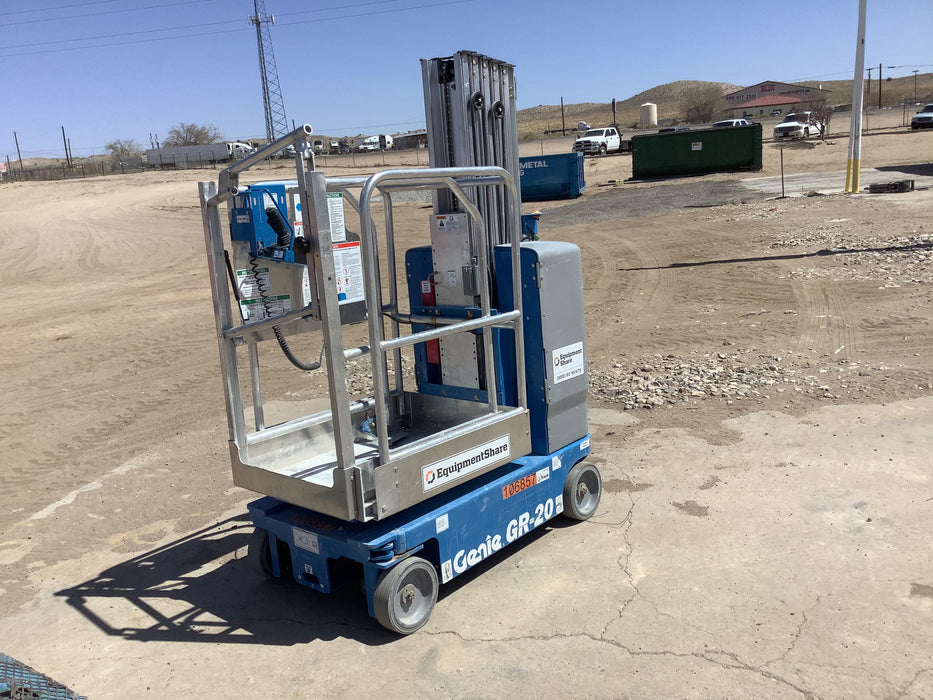 2020 GENIE GR-20