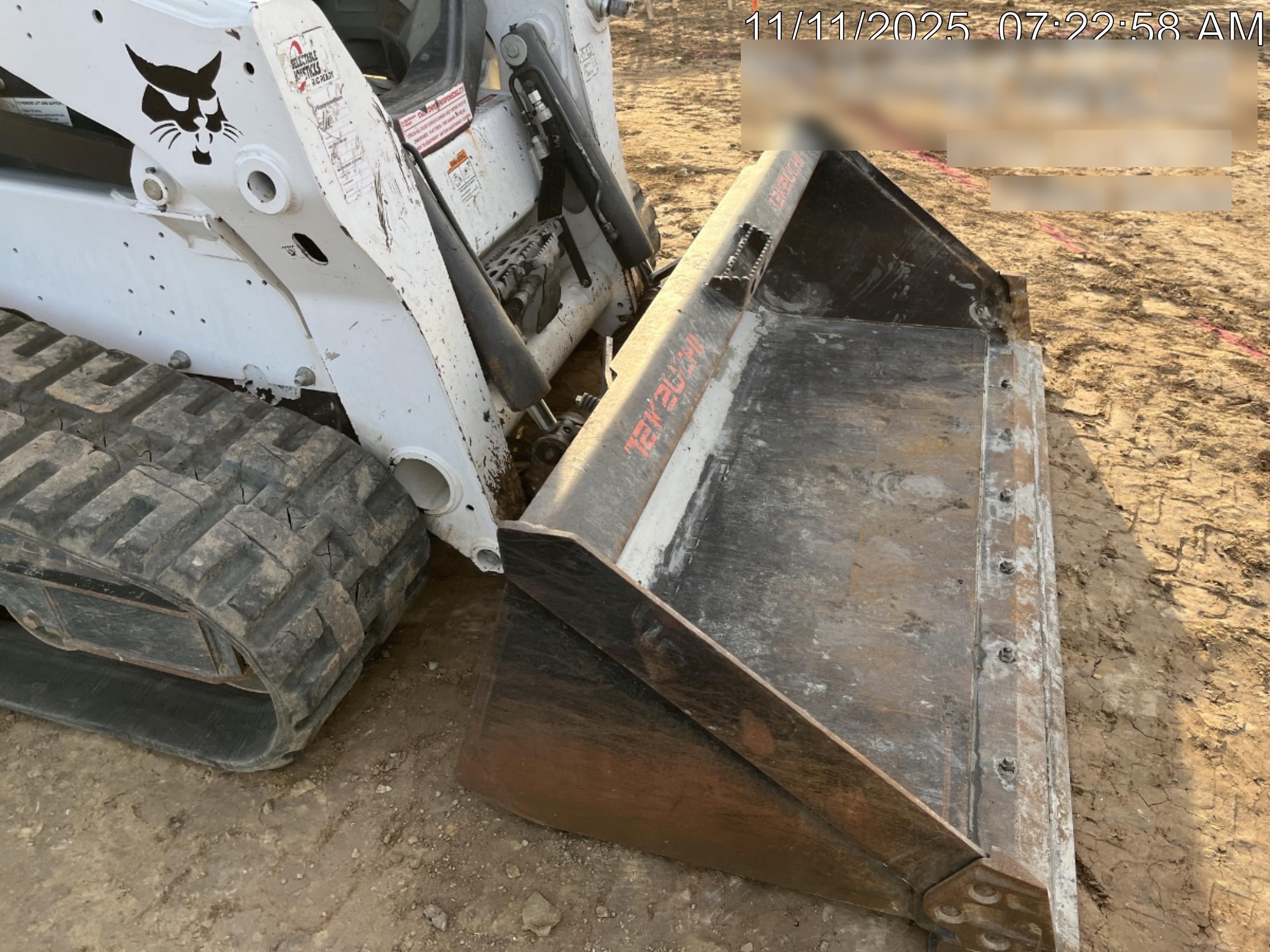 2025 TAKEUCHI 76" Smooth Bucket - Takeuchi