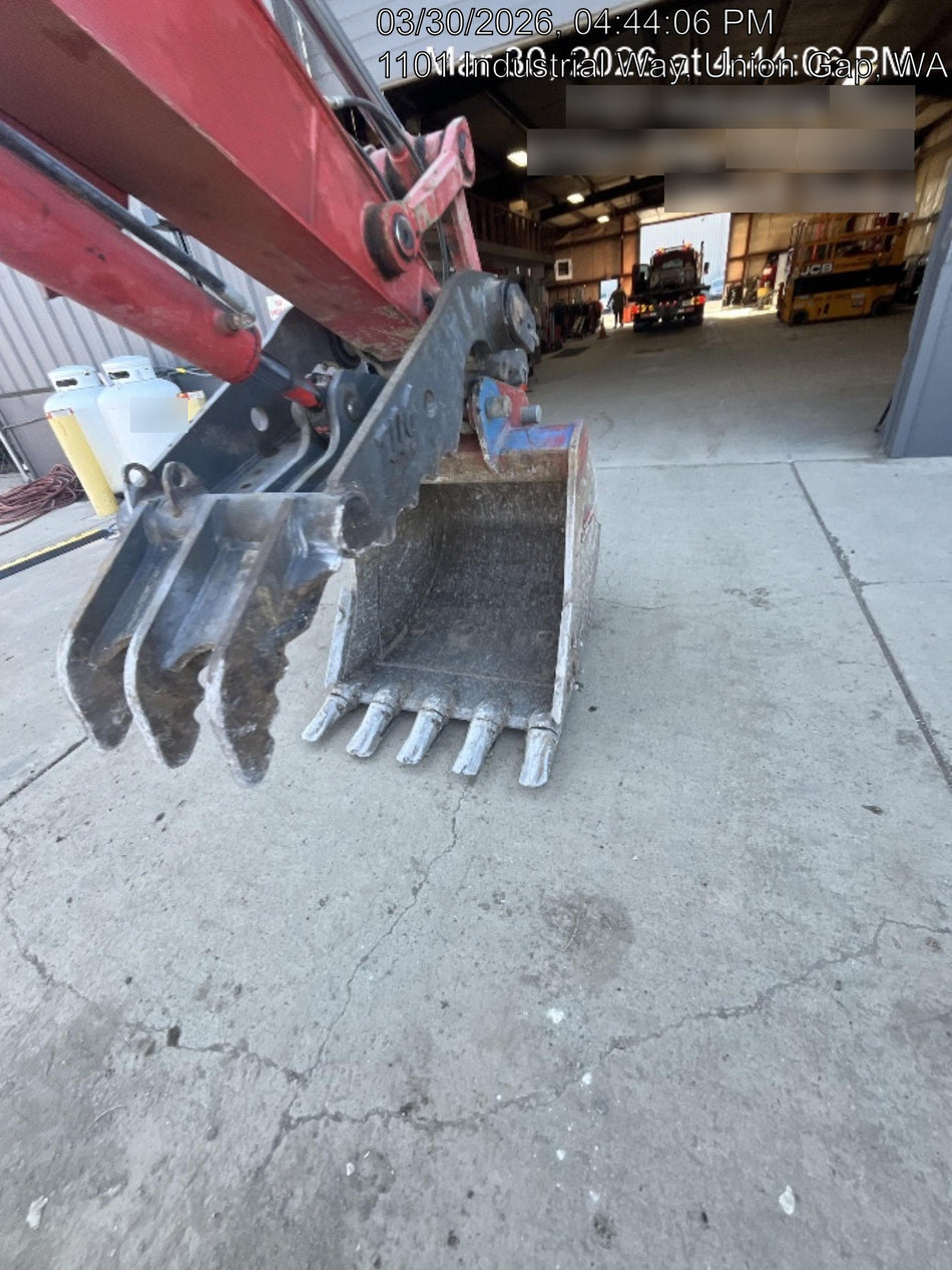 2022 ESCO 36" Bucket, Track Excavator 25,000 - 35,000 lbs, Esco