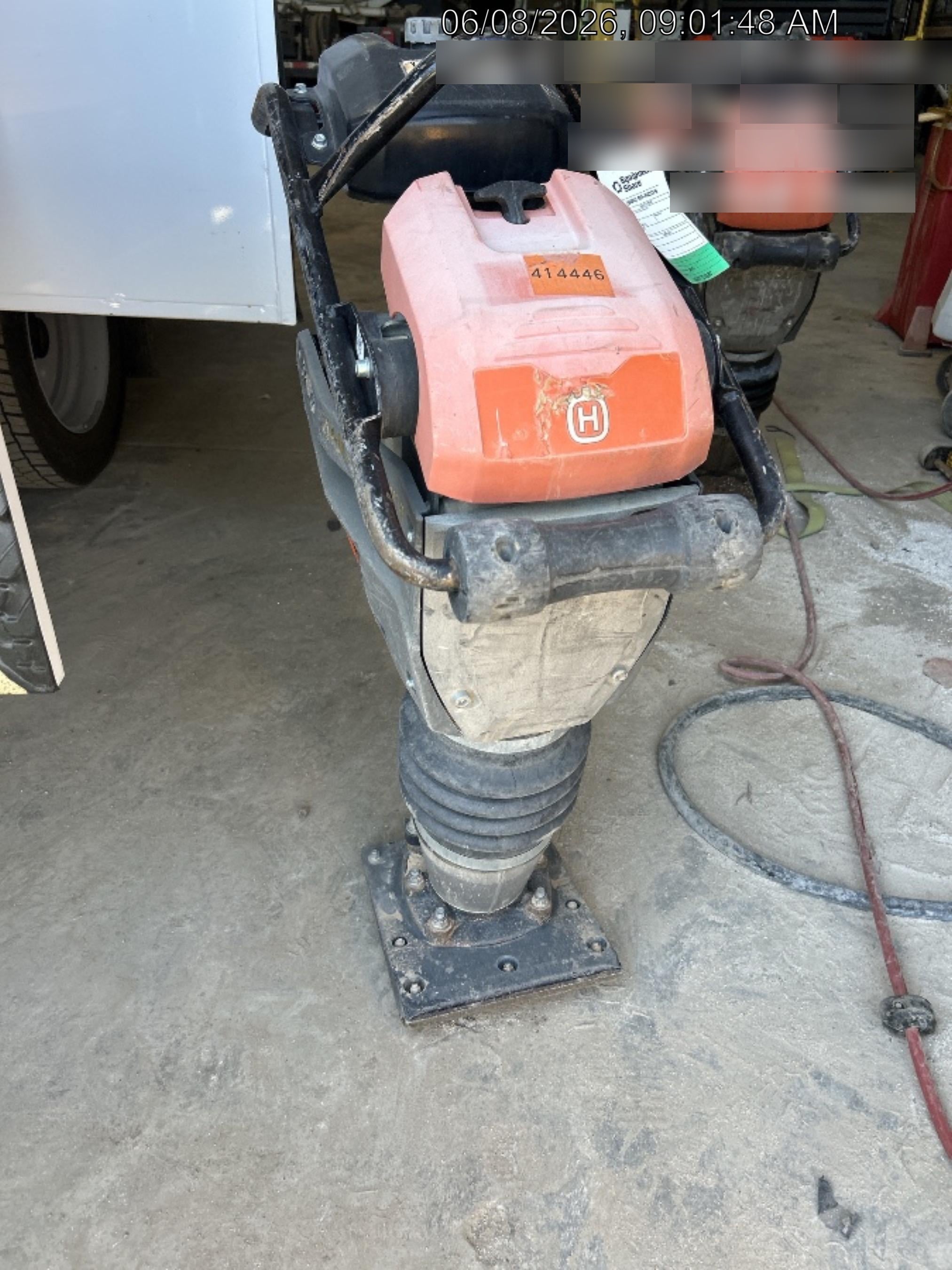 2024 HUSQVARNA LT6005