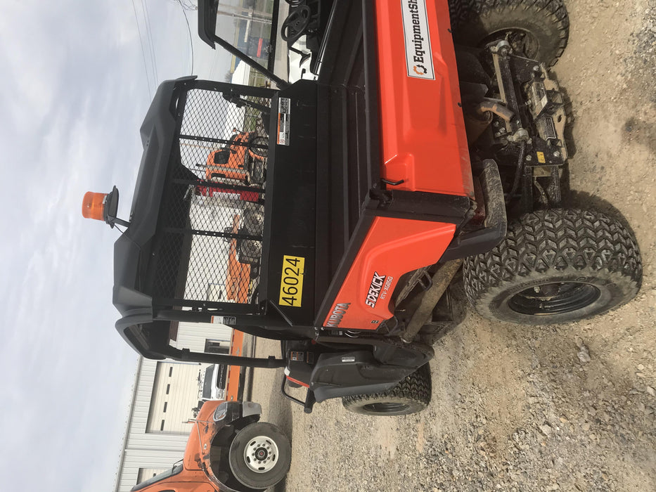 2019 Kubota RTV-XG850WL-H 4wd Utility Cart, Gas, 2 Seat, LED Strobe, Windshield Tempered Glass, Plastic Canopy, Wire Harness Kit, Backup Alarm