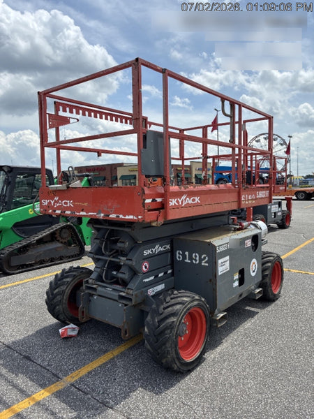 2017 SKYJACK SJ6832 RT