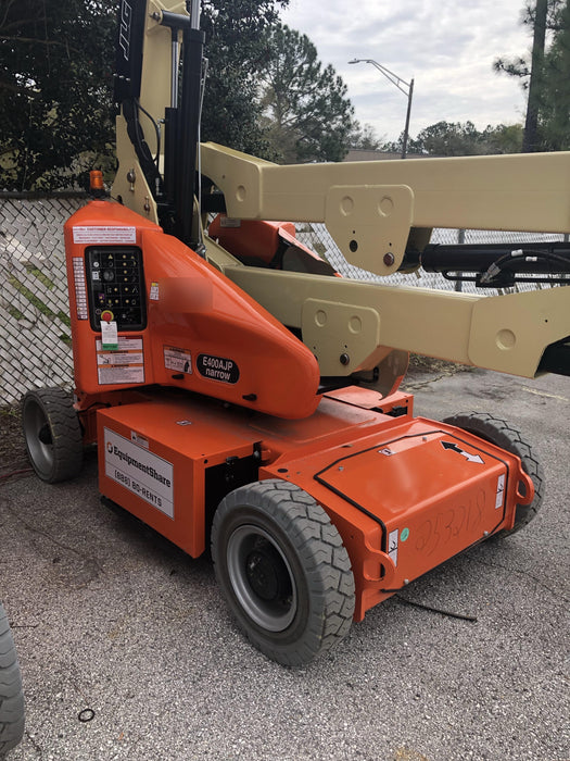 2019 JLG E400AJPN