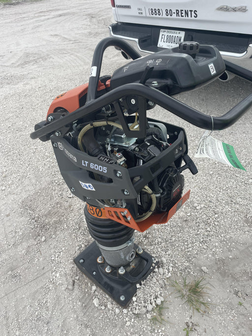 2024 HUSQVARNA LT6005