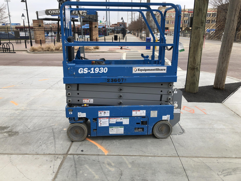 2019 Genie GS-1930 Genie GS-1930 Electric Scissor Lift