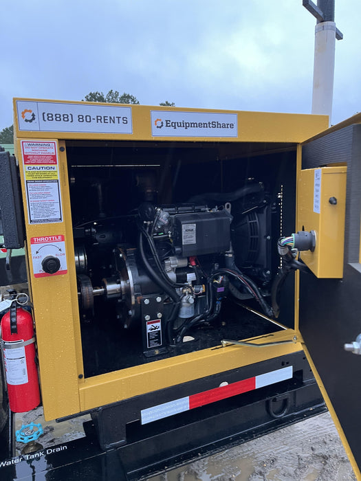 2023 Vac-Tron LP573XDT T4 Koehler Diesel Engine, 500 Gallon Debris Tank, x2 100 Gallon Water Tanks