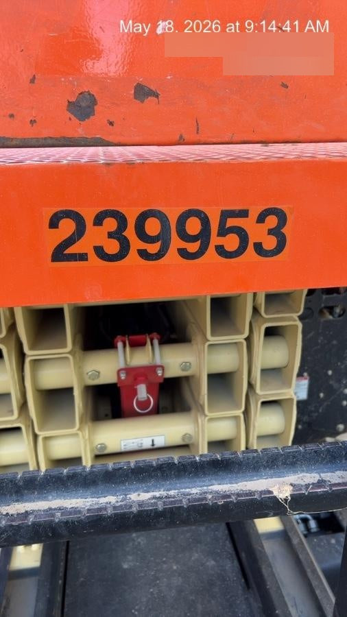 2022 JLG RT3369